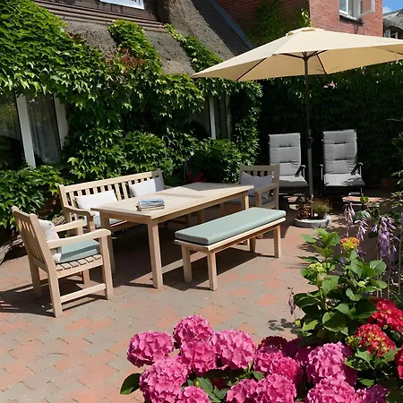 Haus Nommensen Holiday home *