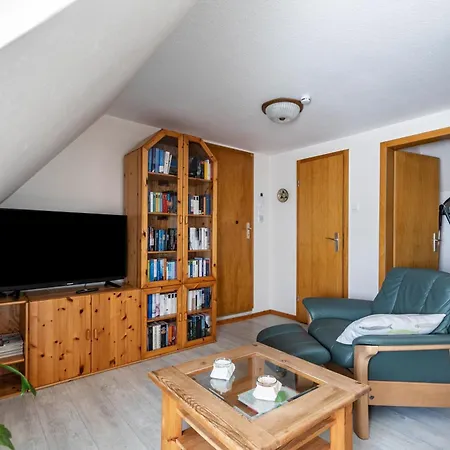 Haus Nommensen Holiday home Oland